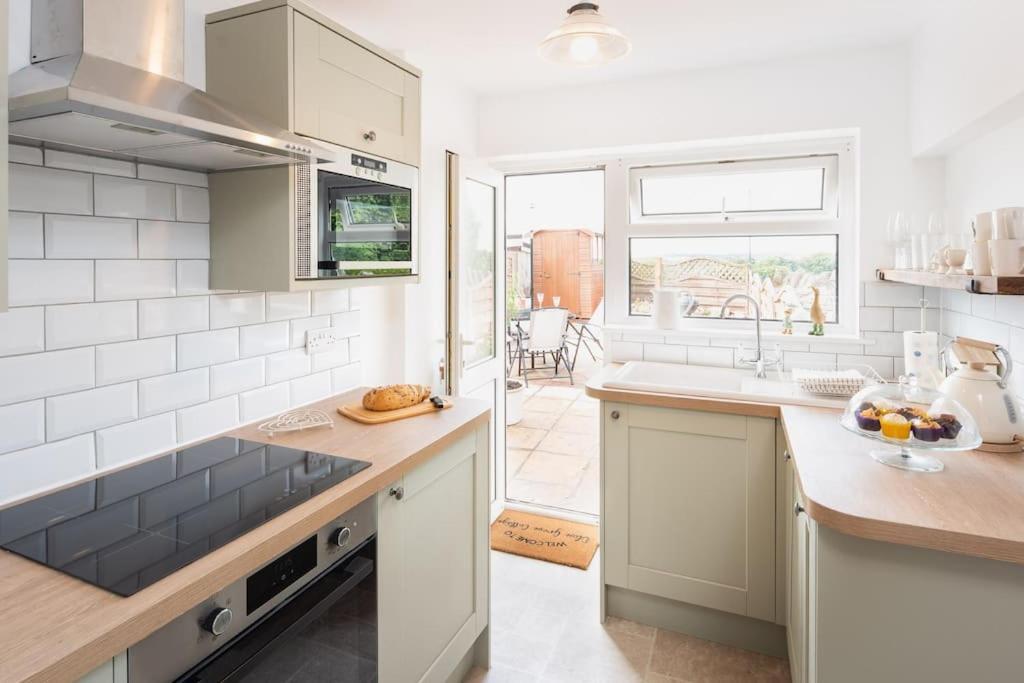 *Brand New* Olive Grove Cottage Torquay Εξωτερικό φωτογραφία